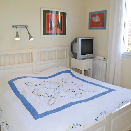 Modern In With Swimming Pool * Cardaillac